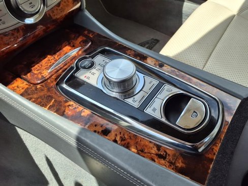 Used 2010 Jaguar XK Convertible image 19