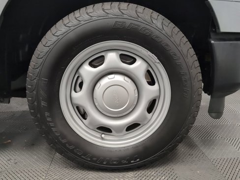 Used 2021 Ford F150 XL image 38