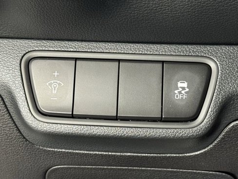 Used 2023 Kia Forte LXS image 20