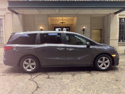 Used 2019 Honda Odyssey EX image 2