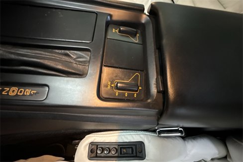 Used 1992 Chevrolet Corvette Convertible image 12