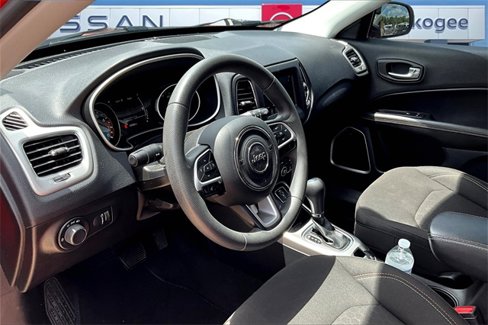 Used 2020 Jeep Compass Sport image 17