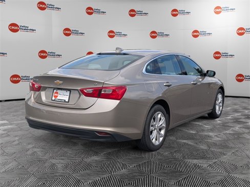 Used 2023 Chevrolet Malibu LT image 5