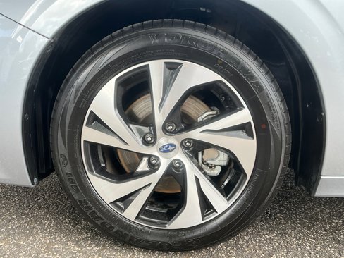 Used 2022 Subaru Legacy image 11