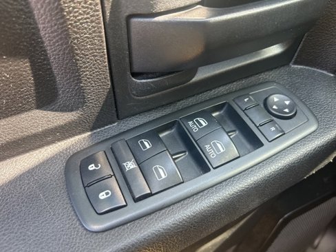 Used 2013 RAM 1500 Express image 14