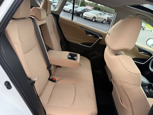 Used 2019 Toyota RAV4 XLE image 16