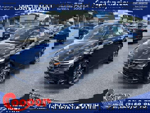 New 2025 Hyundai Elantra Sport image 1