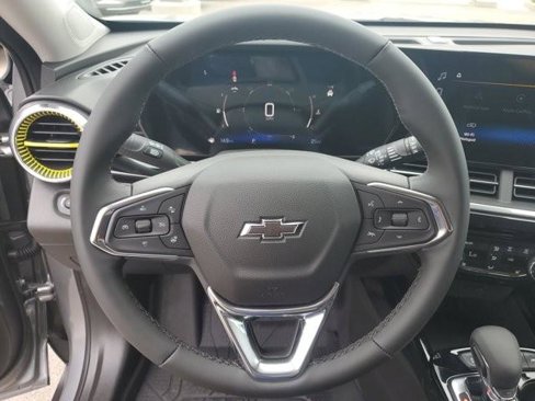 New 2025 Chevrolet Trax ACTIV w/ Driver Confidence Package image 24