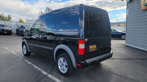 Used 2010 Ford Transit Connect XLT image 7