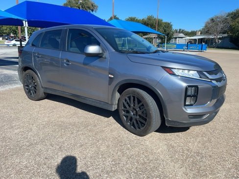 Used 2020 Mitsubishi Outlander Sport ES image 3