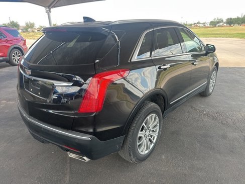 Used 2018 Cadillac XT5 Luxury w/ Driver Awareness Package image 7