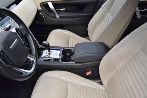 Used 2020 Land Rover Discovery Sport S image 39