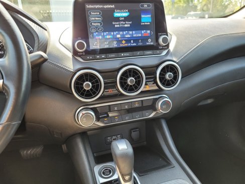 Used 2022 Nissan Sentra SV image 6