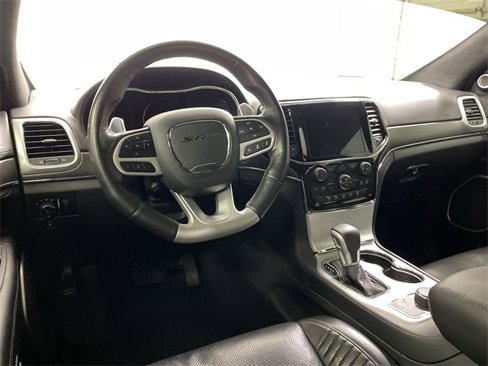 Used 2021 Jeep Grand Cherokee SRT image 19