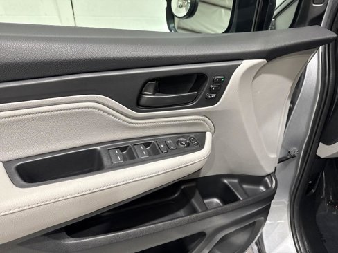 Used 2018 Honda Odyssey Touring image 26