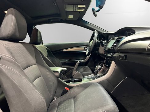 Used 2016 Honda Accord EX image 14