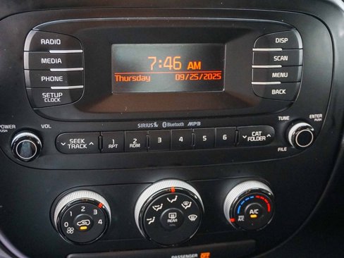 Certified 2016 Kia Soul image 23