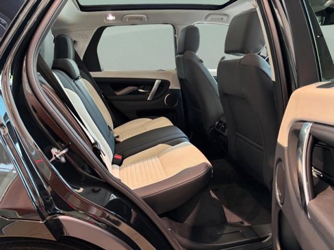 New 2025 Land Rover Discovery Sport S image 8
