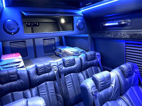 Used 2023 Mercedes-Benz Sprinter 3500 image 16