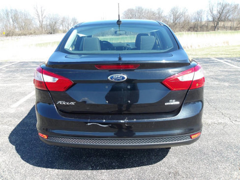 Used 2014 Ford Focus SE image 4