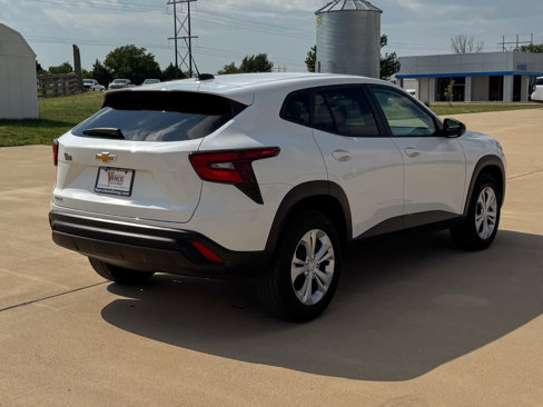Used 2024 Chevrolet Trax LS image 6