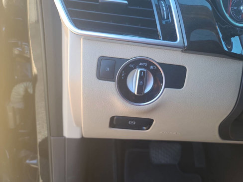 Used 2018 Mercedes-Benz GLE 350 4MATIC image 24