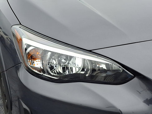 Used 2023 Subaru Crosstrek 2.0i Premium image 9
