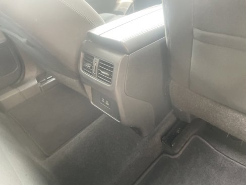 Used 2022 Nissan Rogue SV image 50