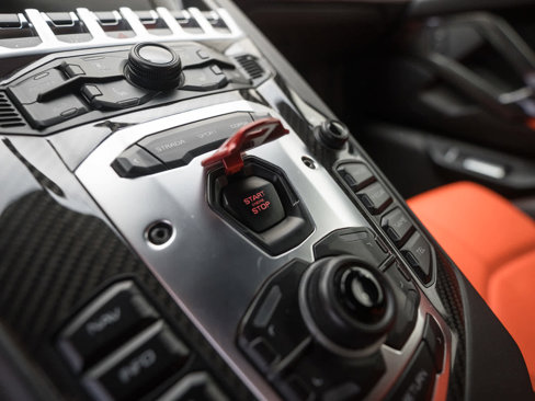 Used 2014 Lamborghini Aventador LP 700-4 image 25