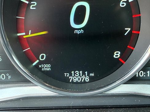 Used 2015 Volvo XC60 T5 Platinum image 21