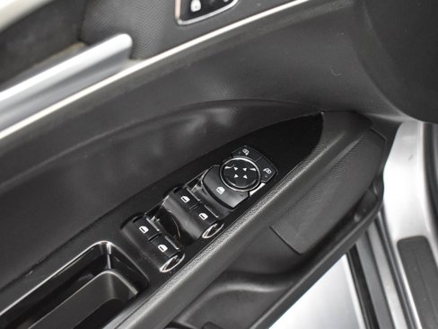 Used 2014 Ford Fusion Energi SE image 9