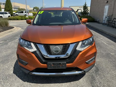 Used 2017 Nissan Rogue S image 9