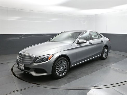Used 2015 Mercedes-Benz C 300 4MATIC Sedan image 1