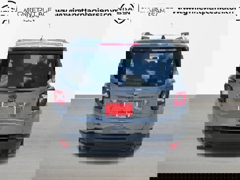 Used 2022 Jeep Renegade Altitude image 6