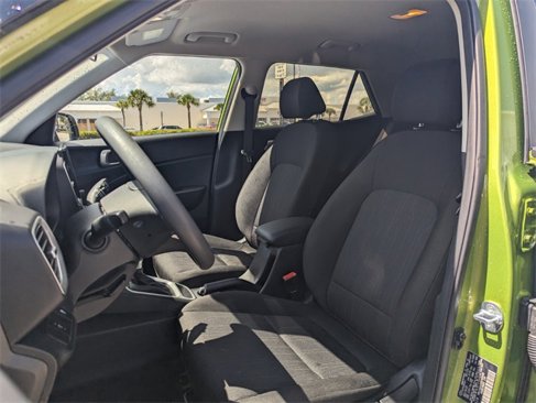 Used 2024 Hyundai Venue SE image 5