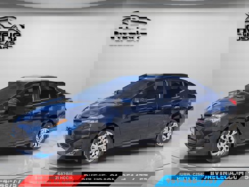 Used 2017 Toyota Corolla LE image 12