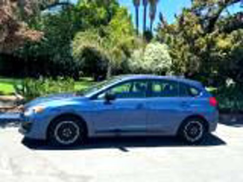 Used 2013 Subaru Impreza 2.0i image 2