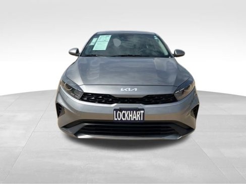 Used 2022 Kia Forte LXS image 2