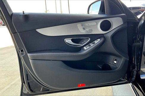 Used 2019 Mercedes-Benz C 300 Sedan image 18