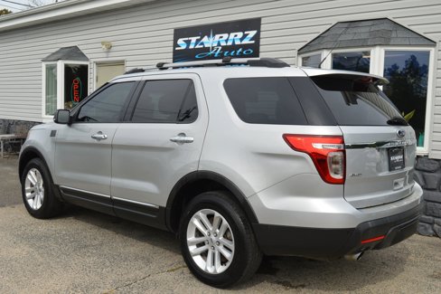 Used 2013 Ford Explorer XLT image 3