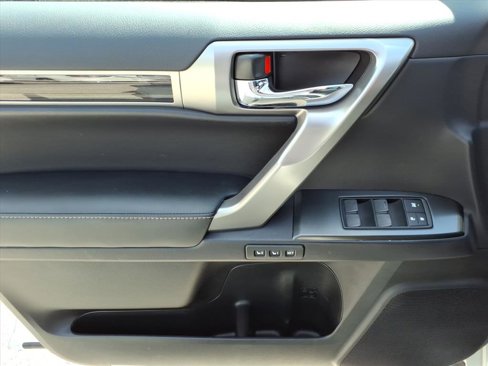 Used 2023 Lexus GX 460 Premium w/ Premium Plus Package image 13