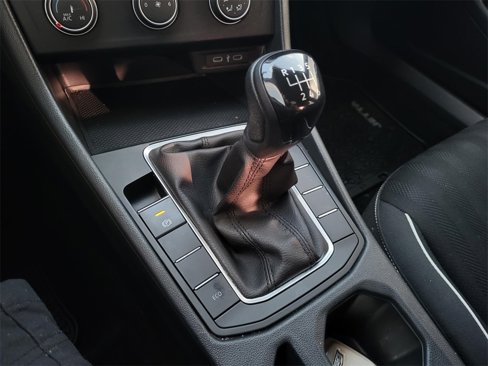 Used 2023 Volkswagen Jetta Sport image 21
