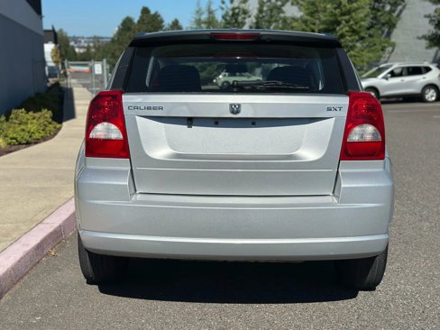 Used 2008 Dodge Caliber SXT image 4