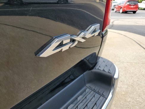 Used 2019 RAM 1500 Big Horn image 28