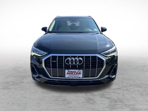 Certified 2022 Audi Q3 2.0T Premium Plus w/ Premium Plus Package image 2