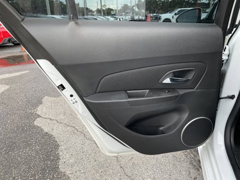 Used 2016 Chevrolet Cruze LT w/ Sun, Sound and Sport Package image 39