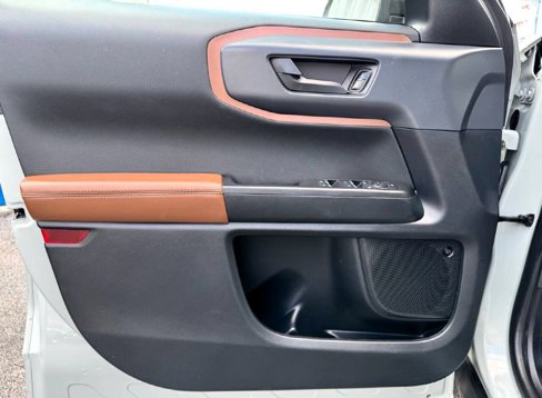 Used 2022 Ford Bronco Sport Outer Banks w/ Tech Package image 14