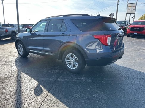 Used 2021 Ford Explorer XLT w/ Equipment Group 202A image 4