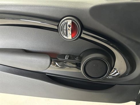 Used 2020 MINI Cooper S image 36