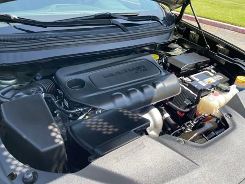 Used 2019 Jeep Cherokee Latitude w/ Popular Appearance Group image 10